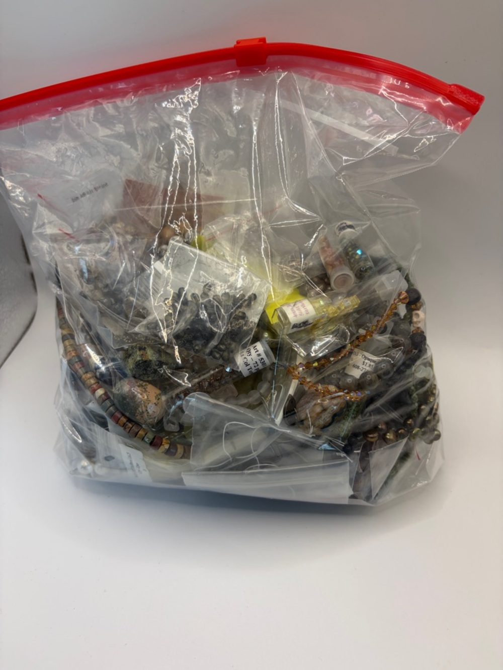 Assorted Beads and jewelry making Lot Approx. 3 lb bag - Picture 4 of 7